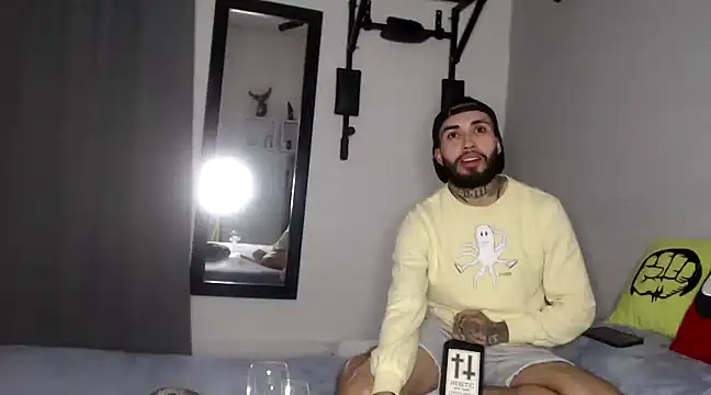 transgenderboy online show from March 23, 2025, 4:05 am