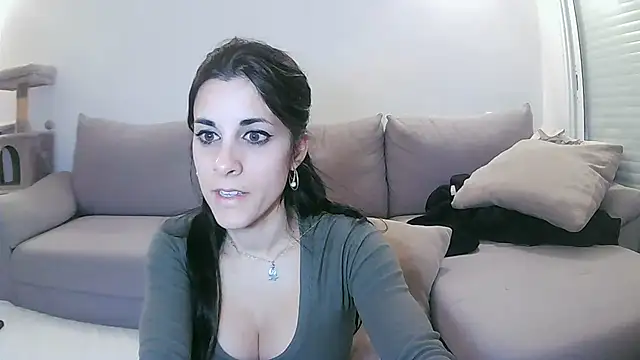 secretoeternoo online show from February 5, 2025, 11:39 pm