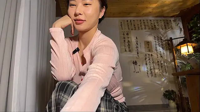 Snapshot of grandeeney chatting on March 17, 2026, 2:09 pm grandeeney online show from March 17, 2026, 2:09 pm