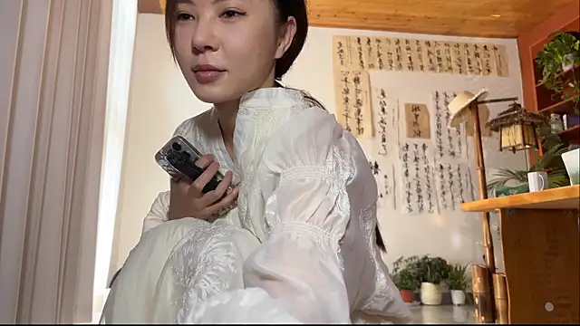 Snapshot of grandeeney chatting on March 25, 2026, 6:52 am grandeeney online show from March 25, 2026, 6:52 am