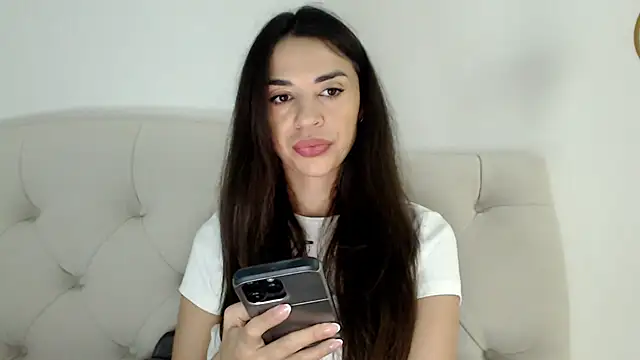 Mika Gold online show from November 23, 2025, 11:32 am