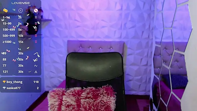 hurrencam online show from January 9, 2025, 8:44 pm