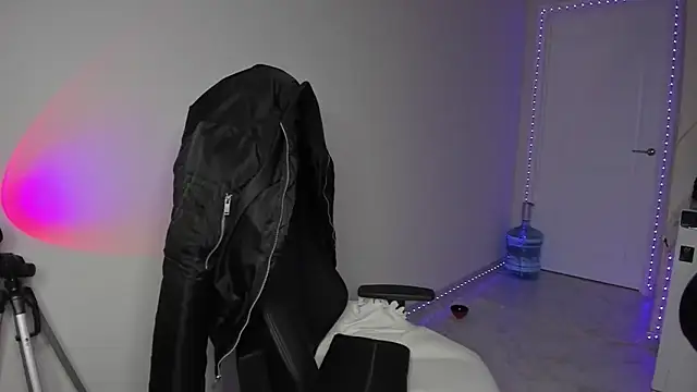 Vincent Strong online show from December 23, 2024, 7:28 am