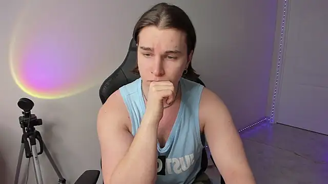 Vincent Strong online show from February 16, 2025, 1:38 pm