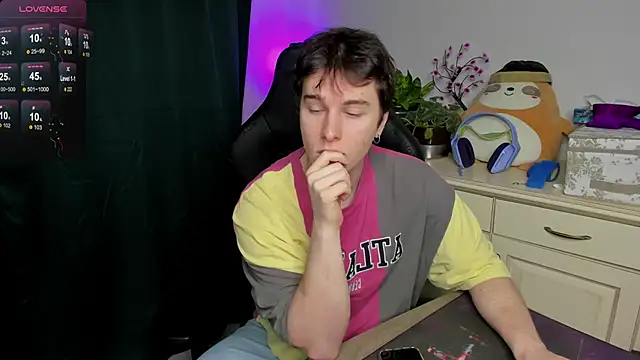 Vincent Strong online show from February 6, 2026, 7:34 am