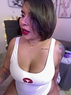 GigiiStone online show from January 31, 2025, 9:37 pm