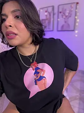 GigiiStone online show from March 19, 2025, 9:48 pm