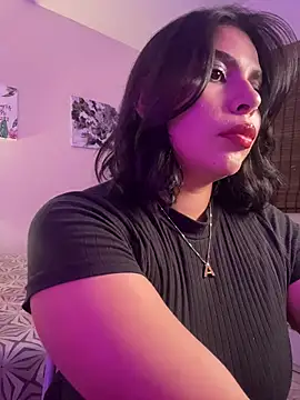 GigiiStone online show from March 26, 2026, 11:32 pm