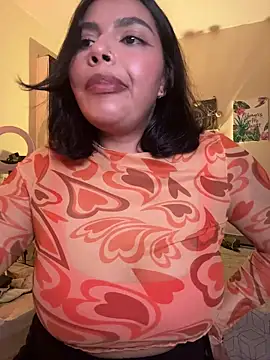 GigiiStone online show from April 22, 2026, 11:39 pm