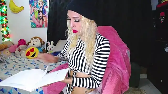 Snapshot of flaquita_corall chatting on April 29, 2026, 10:05 pm flaquita corall online show from April 29, 2026, 10:05 pm