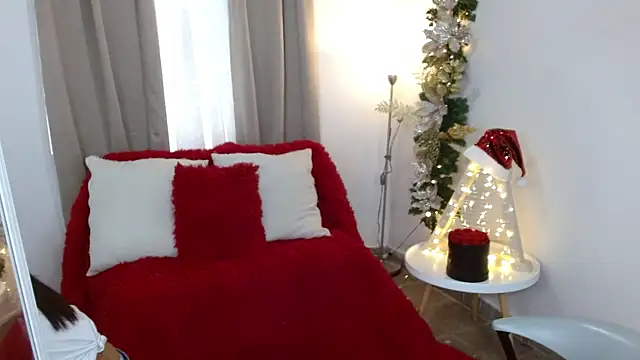 sofia perez    online show from December 10, 2024, 8:16 pm