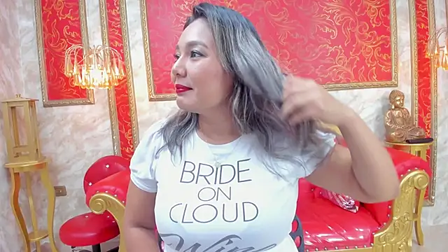 Myhottie Milf online show from January 27, 2025, 2:46 pm