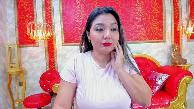 Myhottie Milf online show from March 9, 2025, 12:31 pm