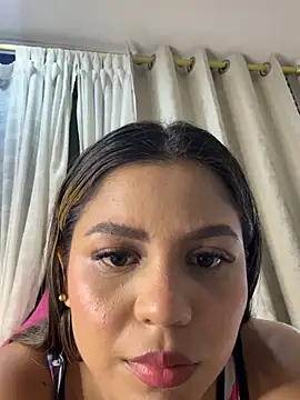 Snapshot of Vanisharohini chatting on May 13, 2026, 11:44 pm Vanisharohini online show from May 13, 2026, 11:44 pm