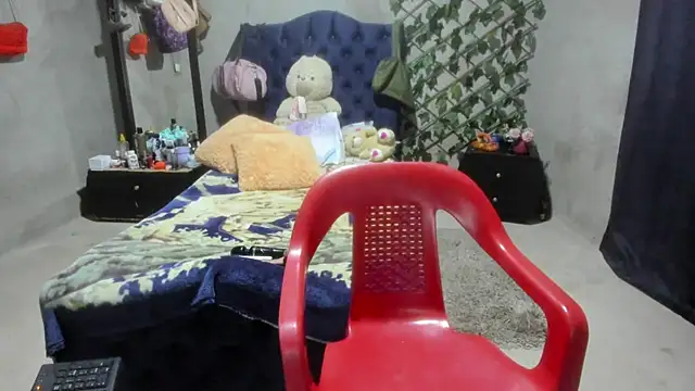 mature  bigboobs   online show from February 4, 2026, 10:15 pm