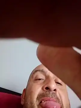 AzOZx9 online show from September 18, 2025, 6:59 am