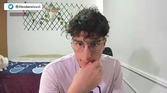 Snapshot of Jackson_Careyy chatting on February 5, 2025, 5:53 pm Jackson Careyy online show from February 5, 2025, 5:53 pm