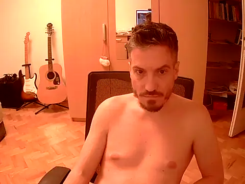 Snapshot of delayclose_ chatting on January 22, 2025, 3:07 pm delayclose online show from January 22, 2025, 3:07 pm