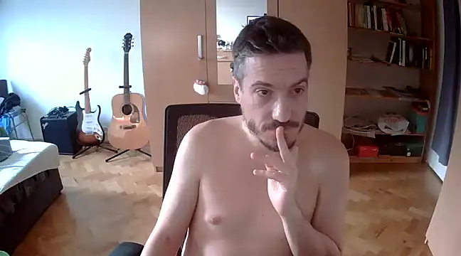 Snapshot of delayclose_ chatting on February 7, 2025, 6:45 am delayclose online show from February 7, 2025, 6:45 am