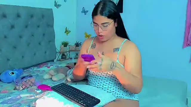 mabellfox online show from January 9, 2025, 9:26 pm