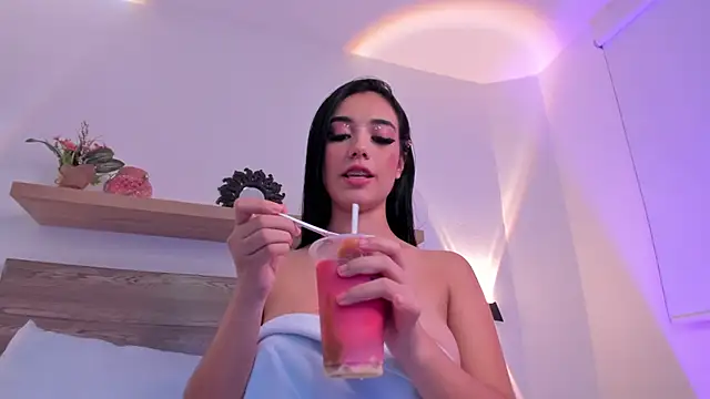 caroline22z online show from January 25, 2025, 10:50 pm