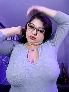 MiiaaJoness online show from December 10, 2024, 3:22 pm