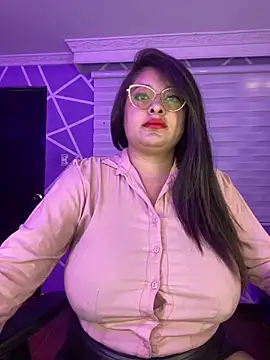 MiiaaJoness online show from September 12, 2025, 3:12 pm