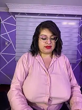 MiiaaJoness online show from June 16, 2026, 4:42 pm
