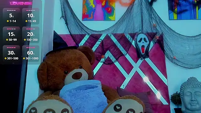 Snapshot of JacoLive chatting on October 25, 2025, 10:04 pm JacoLive online show from October 25, 2025, 10:04 pm