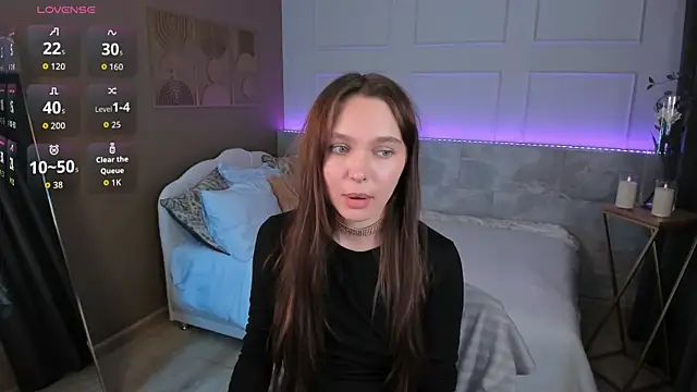 ChloeSunny online show from July 9, 2026, 6:17 am
