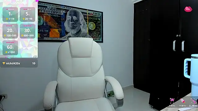 Snapshot of CelesteBrucee chatting on December 20, 2024, 11:16 pm CelesteBrucee online show from December 20, 2024, 11:16 pm