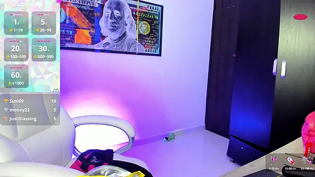 Snapshot of CelesteBrucee chatting on December 23, 2024, 3:18 am CelesteBrucee online show from December 23, 2024, 3:18 am