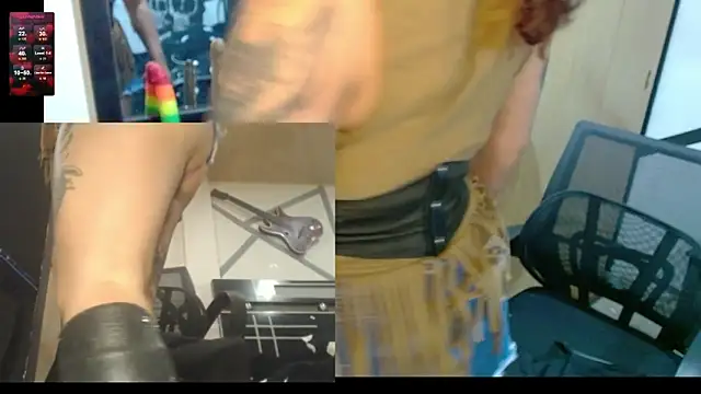 miss cloverrr online show from October 28, 2025, 2:37 am