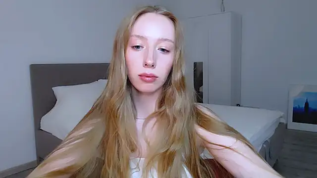 Luna insniity online show from December 5, 2024, 10:45 pm