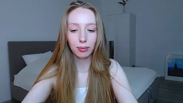 Luna insniity online show from February 6, 2025, 2:22 am