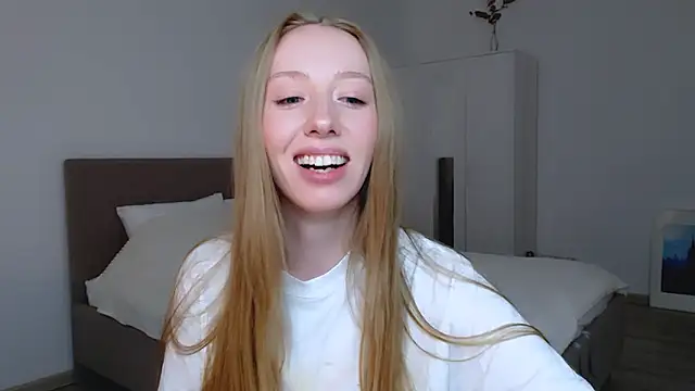 Luna insniity online show from February 12, 2025, 10:59 pm