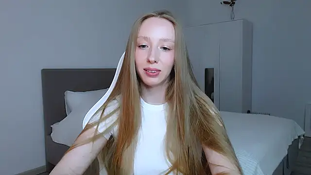 Luna insniity online show from September 11, 2025, 7:25 pm