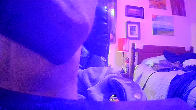 druetrue online show from October 29, 2025, 3:42 am