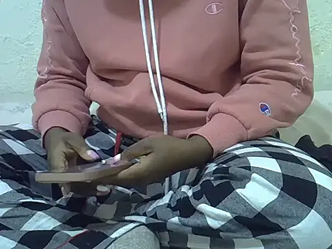 Snapshot of ebony_sandy chatting on July 14, 2026, 7:35 am ebony sandy online show from July 14, 2026, 7:35 am