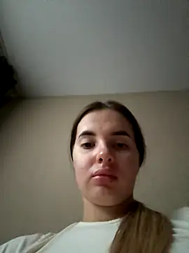 Donna Evans online show from November 2, 2025, 2:58 am