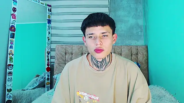  justinmoon2 online show from November 26, 2025, 3:18 am