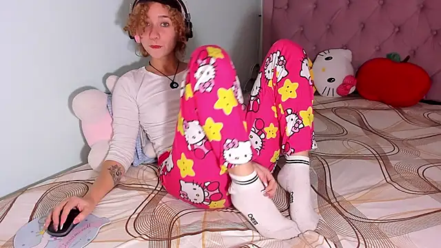 any 21hot online show from January 5, 2025, 7:49 pm