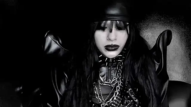 XXIOUX online show from March 26, 2026, 3:17 pm