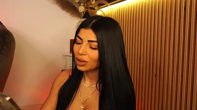 KimyBroox online show from November 26, 2025, 10:33 pm