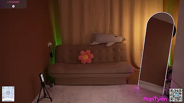 Snapshot of popityan1 chatting on February 26, 2026, 8:35 am popityan1 online show from February 26, 2026, 8:35 am