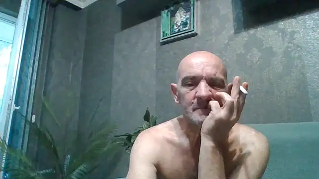 Snapshot of skorpibg65 chatting on July 1, 2026, 1:45 pm skorpibg65 online show from July 1, 2026, 1:45 pm