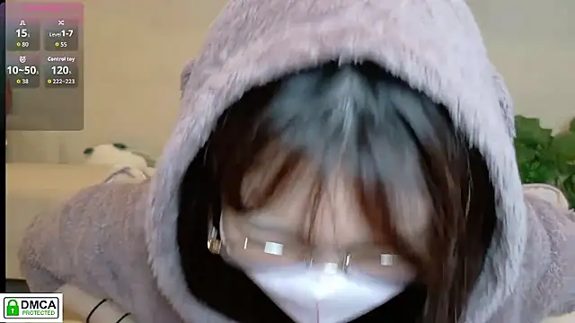 Snapshot of SUZU_ chatting on February 2, 2026, 1:10 pm SUZU online show from February 2, 2026, 1:10 pm