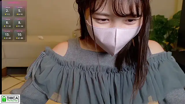 Snapshot of SUZU_ chatting on February 18, 2026, 12:45 pm SUZU online show from February 18, 2026, 12:45 pm