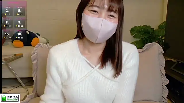 Snapshot of SUZU_ chatting on February 22, 2026, 12:36 pm SUZU online show from February 22, 2026, 12:36 pm