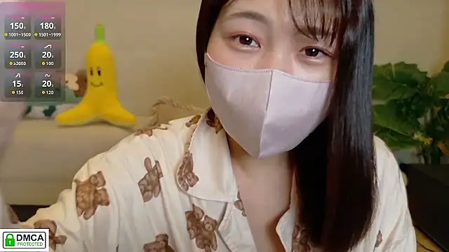 Snapshot of SUZU_ chatting on February 27, 2026, 9:37 pm SUZU online show from February 27, 2026, 9:37 pm